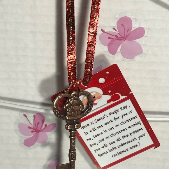 Santa's Magic Key Set with Tags - Picture 4 of 9